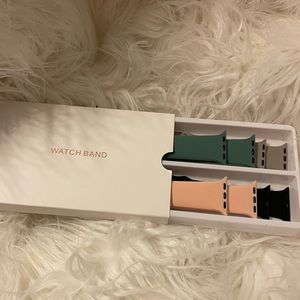 4 Apple Watch bands
